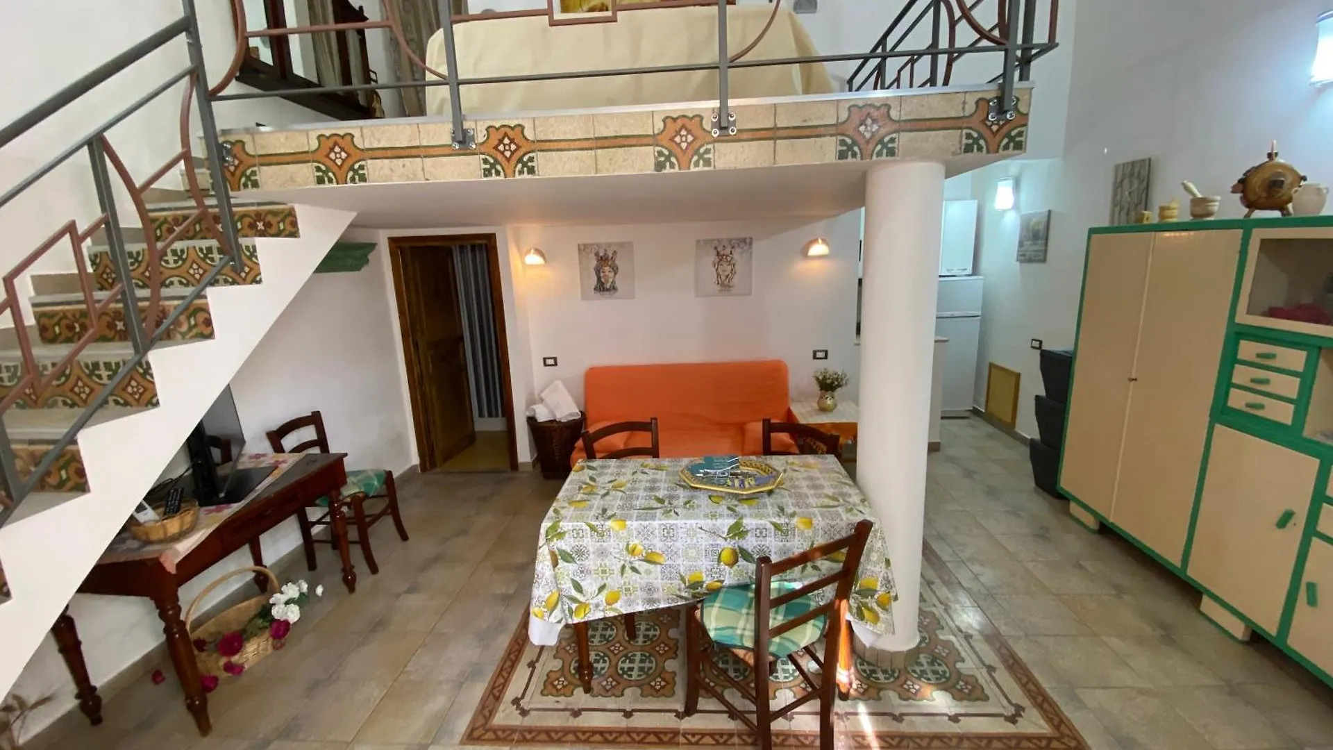 Casa vacanze Le_case_di_Antonella - your holiday in Sicilia Castellammare del Golfo Italia